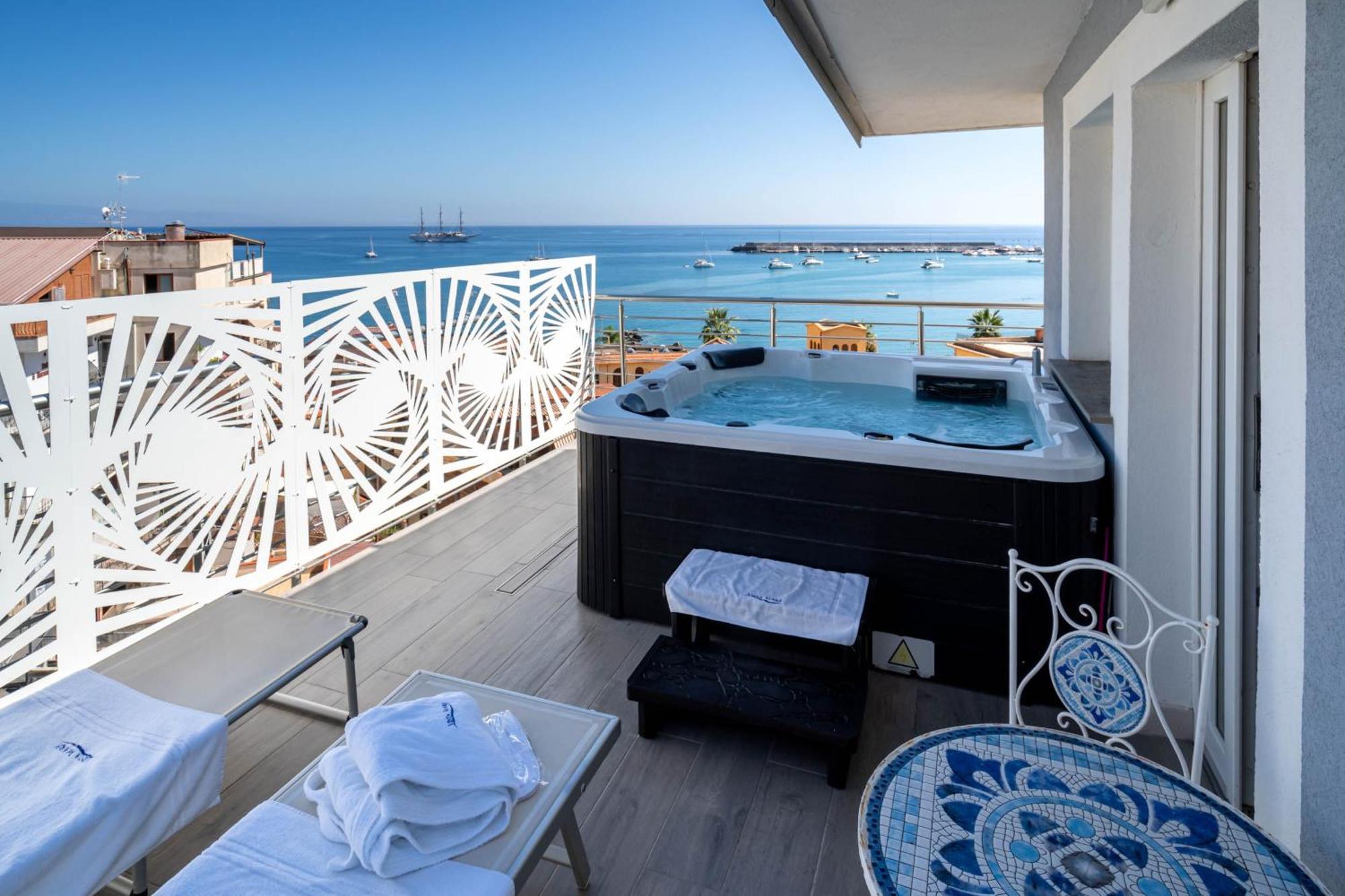 Vista Mare Apartments Giardini Naxos Eksteriør bilde